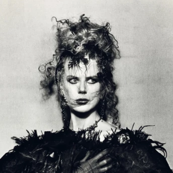 Chanel in Vogue — нова книга про спільну історію видання та модного Дому