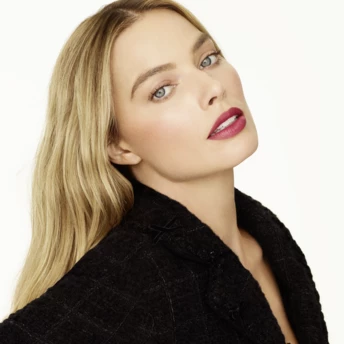 CHANEL оновлює культову Rouge Allure Velvet: оксамитовий фініш, що змінює уявлення про матову помаду