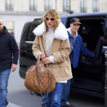 Ретрочубчик і блонд Белли Гадід у стилі 1970-х