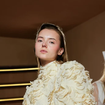 Між тендітністю та силою: бренд POUSTOVIT представив нову колекцію в рамках UFW