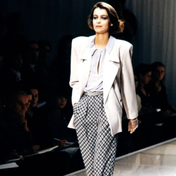 4 моделі штанів у стилі 1980-х, які знову в тренді навесні 2026 року