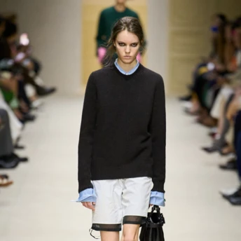 Цей тренд має незвичний вигляд, але саме його носять найстильніші дівчата