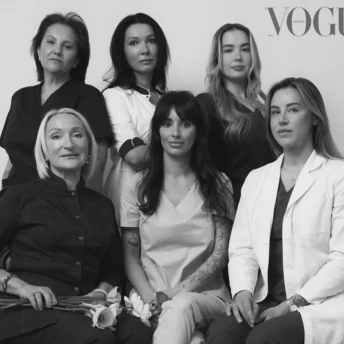 Медики волонтери, які іздять на деокуповані та прифронтові території,  – герої нового числа Vogue UA 