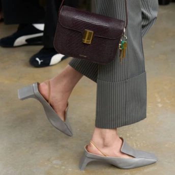 Відкриті лофери замість босоніжок – ідеальне взуття для літа у місті 2026