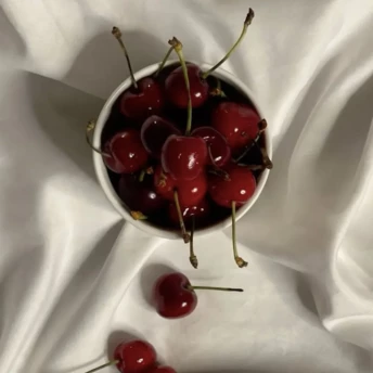 Що їсти, щоби краще спати: 13 продуктів, які допоможуть заснути швидко 