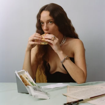 Як перестати відчувати провину за їжу