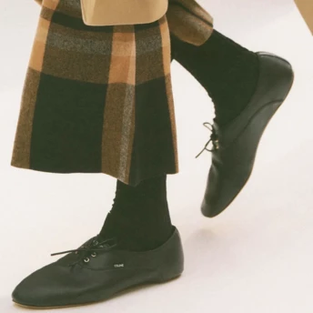 Дербі — стильна альтернатива балеткам цієї весни