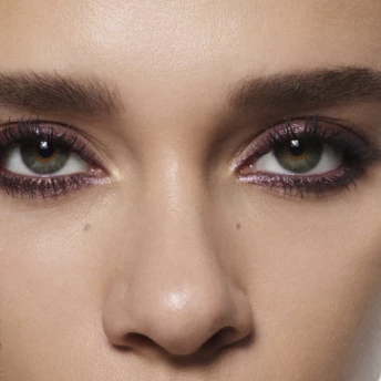 5 головних beauty покупок квітня: вибір Vogue 