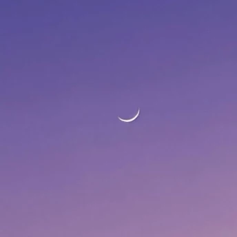 Молодик 17 квітня 2026 року: ці знаки Зодіаку відчують його вплив найсильніше