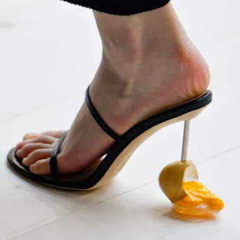 Найекстравагантніше взуття, яке шокує світ і сьогодні