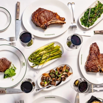 9 продуктів, у яких білка більше, ніж у стейку