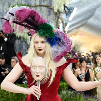 Met Gala 2026: що насправді означали найбільш епатажні б’юті-образи зірок