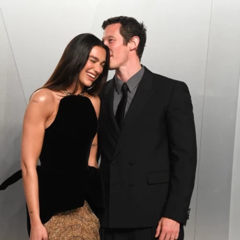 Дуа Ліпа та Каллум Тернер офіційно одружилися