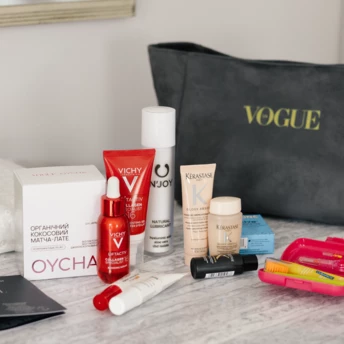 Розпаковка: Що всередині органайзера Vogue Ukraine Wellness Escape