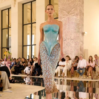 Нова колекція Schiaparelli, яка стирає межу між модою та мистецтвом