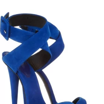 Вещь дня: босоножки Giuseppe Zanotti