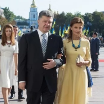 Гардероб Марины Порошенко на праздновании Дня независимости Украины