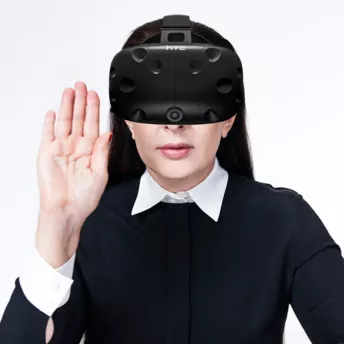 Перший віртуальний перформанс Марини Абрамович