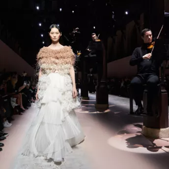 Тиждень високої моди в Парижі пройде онлайн