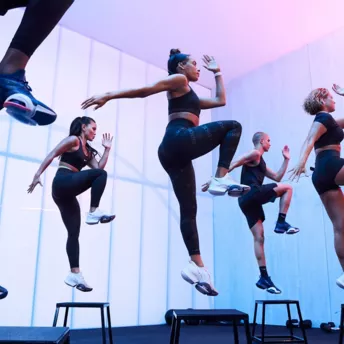 Новые кроссовки для интенсивного тренинга Nike Air Zoom SuperRep