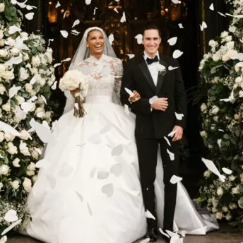 Модель Жасмин Тукс вышла замуж в роскошном платье Zuhair Murad