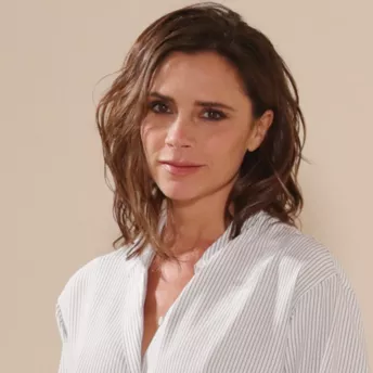 Бренд Victoria Beckham відмовляється від використання екзотичної шкіри