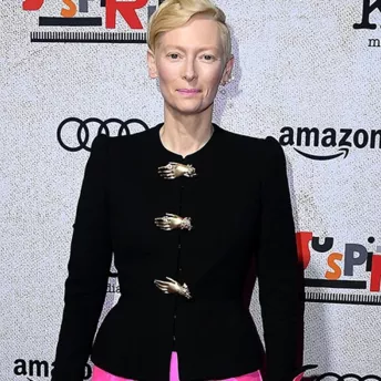 Образ дня: Тільда Свінтон в Schiaparelli Couture
