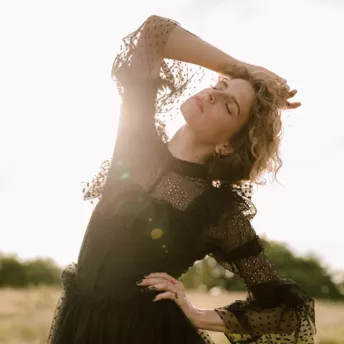 Валерія Гузема — обличчя колекції Sandra Mansour x H&M в Україні