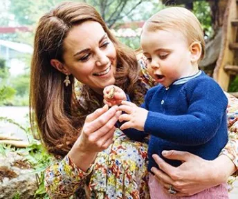 Новые семейные фотографии принца Уильяма и герцогини Кэтрин