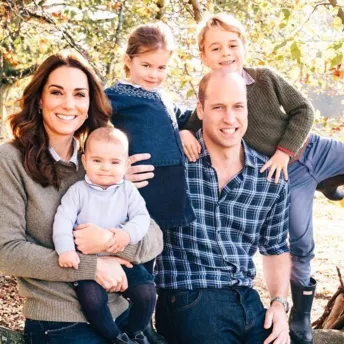 Сімейна різдвяна листівка герцога і герцогині Кембриджських