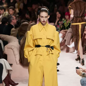 Неделя моды в Милане: новые коллекции Max Mara, Fendi и Moschino