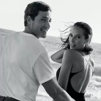 Ти — вічність: Крісті Тарлінгтон у рекламній кампанії ароматів Calvin Klein