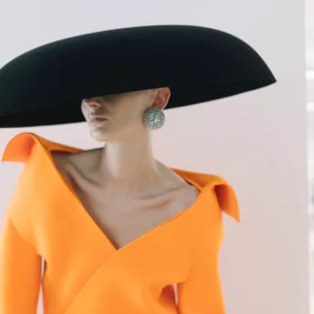 Ожидание того стоило: первая коллекция Balenciaga Haute Couture за 53 года