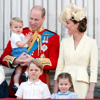 Вся британська королівська сім'я на параді на честь Єлизавети II