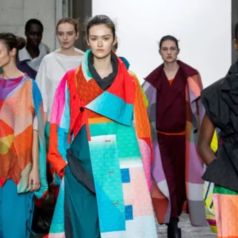 Тиждень моди в Парижі: Issey Miyake, Yohji Yamamoto і Junya Watanabe