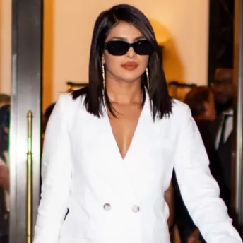 10 білих піджаків, як у Пріянки Чопри