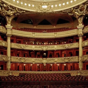 Паризька опера влаштовує онлайн-трансляції своїх вистав