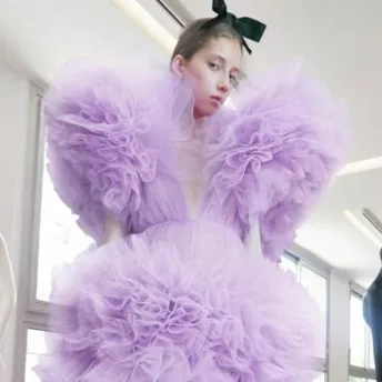 Рожевий сад: нова кутюрна колекція Giambattista Valli