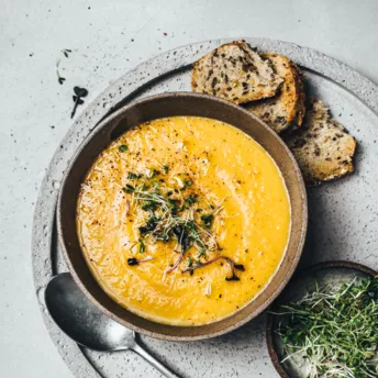Гарбузовий суп — найтепліший і найшвидший рецепт цієї осені