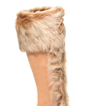 Новая коллекция Рианны для Manolo Blahnik