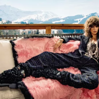 Снежные вершины: новая рекламная кампания CHANEL