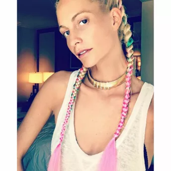 Лето навсегда: цветные косы