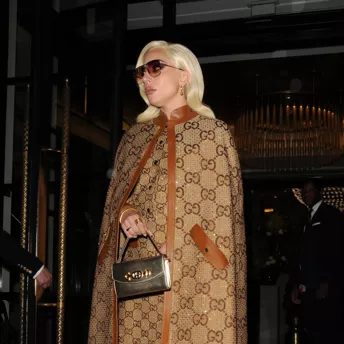 Леди Гага возрождает популярность монограммы Gucci