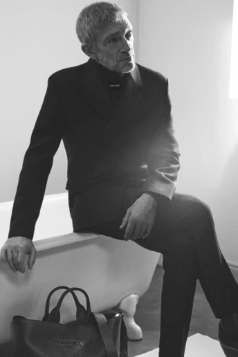 Венсан Кассель у рекламній кампанії Prada