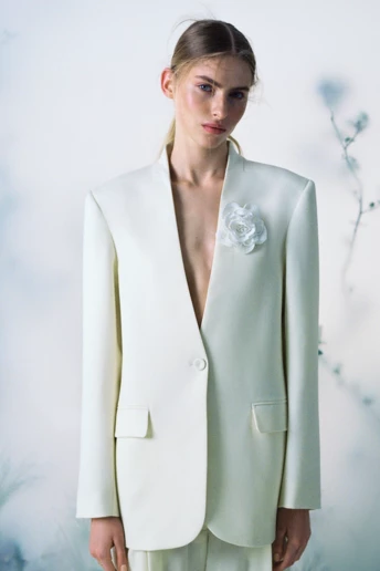 Біла троянда: нова весняно-літня колекція українського бренду INLYLAND