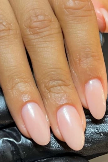 Lip Oil Mani: нова ідея манікюру, яка сподобається всім