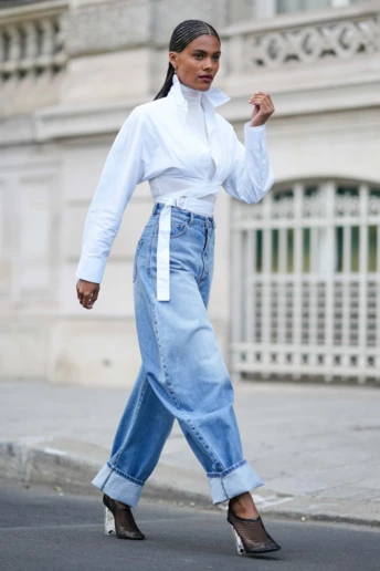 Streetstyle: 4 модні способи носити джинси прийдешньої осені