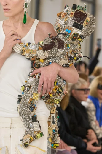 П'ятий елемент: колекція Schiaparelli Couture весна-літо 2024