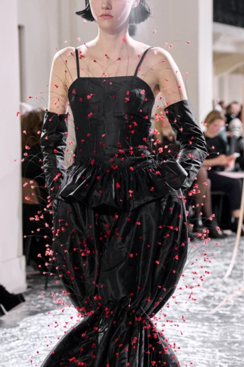 Вишуканість і провокація: Jean Paul Gaultier Couture весна-літо 2024