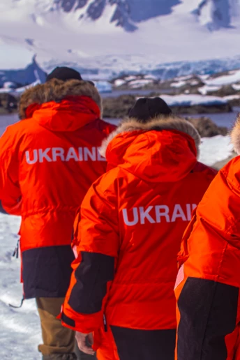IENKI IENKI презентує Antarctic Expedition Parka, створену спеціально для українських полярників